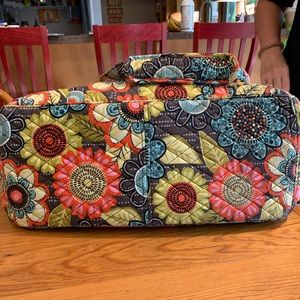 Travel cosmetic hanging bag